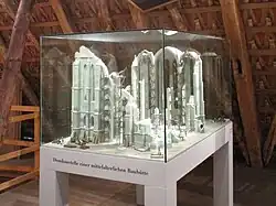 Modell einer mittelalterlichen Dombaustelle