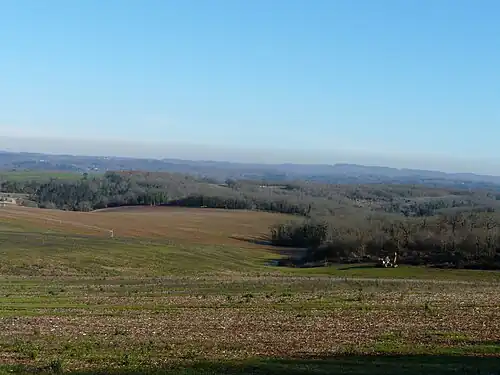 Der Causse de Savignac in Richtung Lalauvie