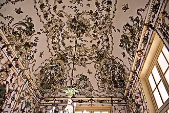 Decke mit Chinoiserien im Porzellankabinett (Salottino di Porcellana) der Maria Amalia von Sachsen (1757–1759), Museo di Capodimonte, Neapel