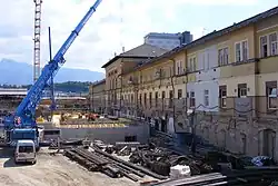Bahnhofsgebäude gleisseitig während des Umbaus, 2010