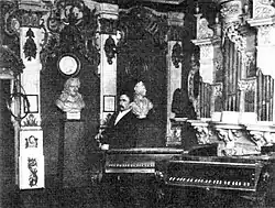 Paul de Wit in seiner Sammlung