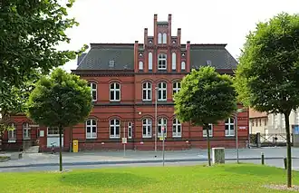 Ehem. Post, heute Bibliothek, Archiv und Bauamt, 2015