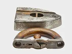 Satzeisen mit patentierter Klemmmechanik