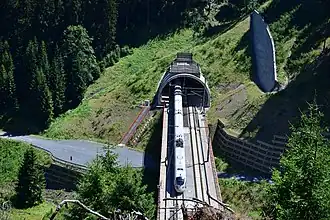 Nordportal mit vorgelagerter Saubachbrücke (2018)