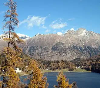 Der Schafberg (Bildmitte)