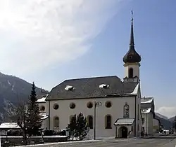 Scharnitzer Pfarrkirche an der B&nbsp;177