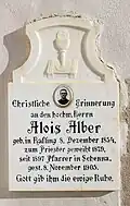 Grabstein des Pfarrers Alois Alber († 1905)