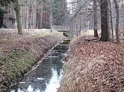 Bundesstraße 102 kreuzt