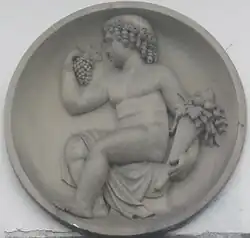 Nr. 23: Knabe mit Füllhorn und Weintraube