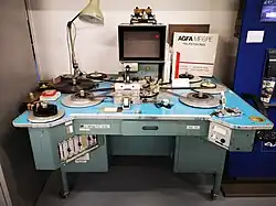 Steenbeck-Schneidetisch für Zelluloidfilm 16 und 35&nbsp;mm