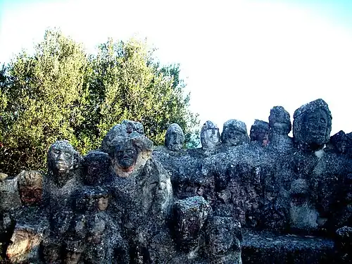 „Muragladiteste“