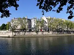 Der Quai auf der Insel St. Louis