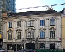 Bürgerhaus Zur Grünen Säule, Siebensterngasse 17