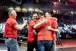 Sieger der Team World Championship freuen sich