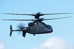 SB-1 Defiant bei der Flugdemonstration am William P. Gwinn Airport, 2020