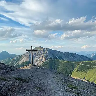 Gipfelkreuz knapp unterhalb des Silberhorns