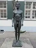 Jünglingsfigur 1925, Humanistisches Gymnasium