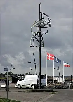 Skulptur im Hafenbereich der Marina Wendtorf