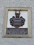 Wappen derer von Arnim am Turm