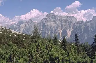 Punta Sorapiss (Bildmitte) von Südwesten