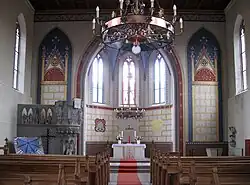 Blick zum Altar nach der Sanierung/Restaurierung Anfang 2000