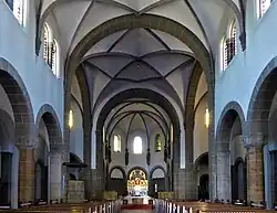 Hauptschiff (Blick auf den Chor)