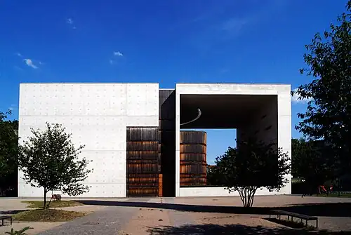 St.&nbsp;Canisius (Berlin), geweiht am 28.&nbsp;Juni 2002