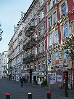 Westdeutschland Hamburg-St. Georg: Komplett erhaltene Häuserzeile aus der Gründerzeit, mit vielen Eingriffen aber Hamburger Flair, 2011