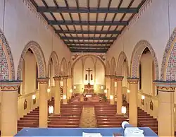 St. Josef und St. Wendelin, Kircheninneres mit Blick zur Apsis