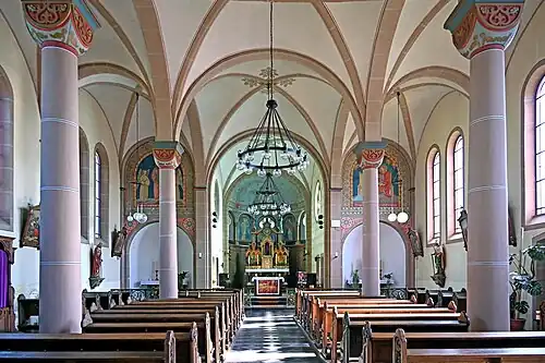 Innenraum nach Osten