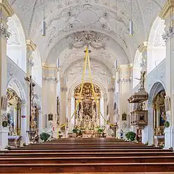 Innenansicht, Blickrichtung Hauptaltar