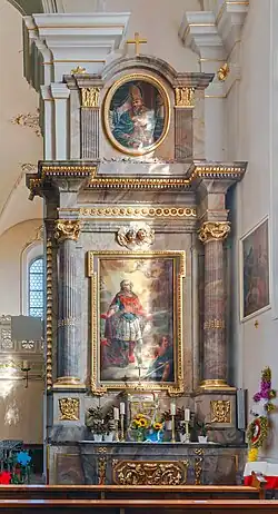 Rechter Seitenaltar