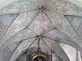 Gewölbe im Chor mit floralen Ranken