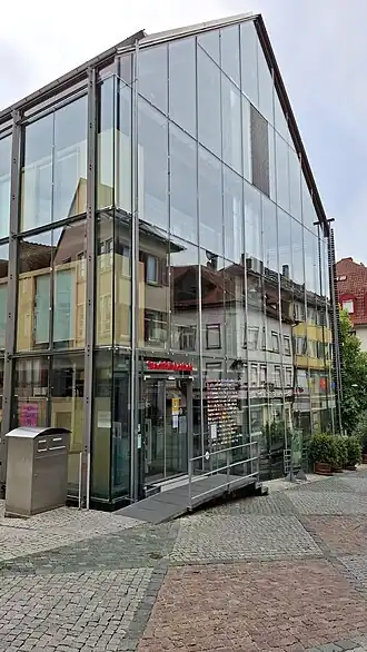 Stadtbibliothek Schwäbisch Hall im Glashaus, Neue Straße 7