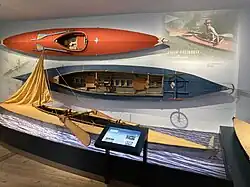 Ausstellungsraum mit Pionier Faltbooten