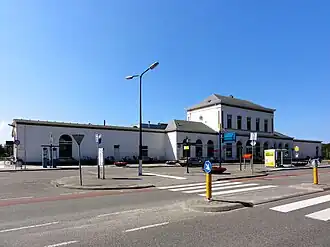 Das Bahnhofsgebäude (2007)