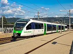 Einer der gebrauchten Triebwagen der Reihe 643 in Don Bosco.