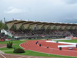 Die Haupttribüne des Steigerwaldstadions 2006