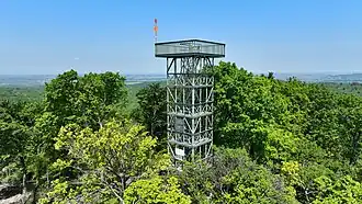 Gipfelbereich des Buchkogels mit Aussichtswarte