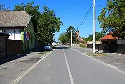 Straßenansicht in Karanac