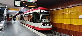 Triebwagen 2005 der DVG auf der Linie 901