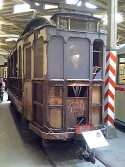 Historischer Triebwagen 109