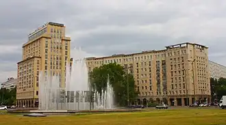 Strausberger Platz, links Haus Berlin (Foto&nbsp;2012)