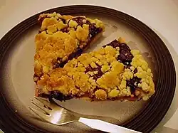 Streuselkuchen mit Pflaumen