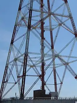 Unterbau des Tragmastes Hetlingen