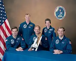 v.&nbsp;l.&nbsp;n.&nbsp;r. Ronald Grabe, David Walker, Norman Thagard, Mary Cleave, Mark Lee