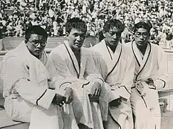 Die japanische Goldstaffel von 1936 (v.&nbsp;l.&nbsp;n.&nbsp;r.): Shigeo Sugiura, Masanori Yusa, Arai Shigeo, Taguchi Masaharu