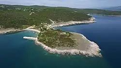 Halbinsel Sveti Marak mit typischer Felsenküste der Insel Krk