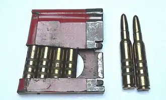 Lader für GP-11-Patronen, gezeigt sind Manipulierpatronen
