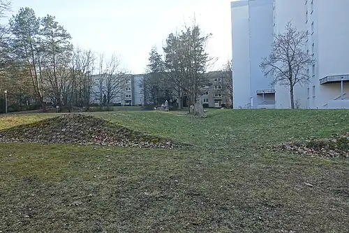 ohne Titel von japanischem Bildhauerteam Fußgängerbereich Franz-Reichel-Ring⊙49.3946911.13188